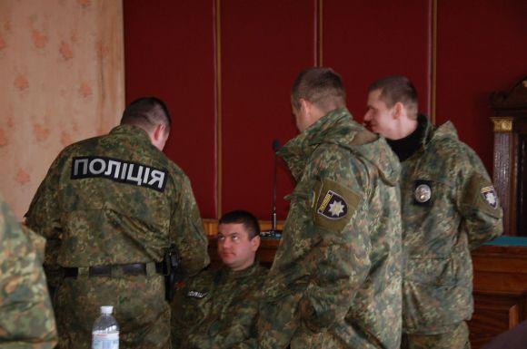 Новини Тернополя - фото з Розгляд справи убивства активіста Ващенка знову затягують. Підсудні то мовчать, то хворіють Розгляд справи убивства активіста Ващенка знову затягують. Підсудні то мовчать, то хворіють, фото №3 на сайті 20minut.ua