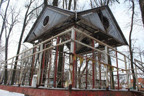 Новини Вінниці - фото з Парк «Хімік» має бути з церквою чи без? Що на це кажуть жителі Замостя Парк «Хімік» має бути з церквою чи без? Що на це кажуть жителі Замостя, фото №3 на сайті 20minut.ua