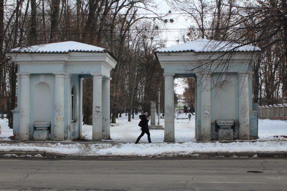 Новини Вінниці - фото з Парк «Хімік» має бути з церквою чи без? Що на це кажуть жителі Замостя Парк «Хімік» має бути з церквою чи без? Що на це кажуть жителі Замостя, фото №1 на сайті 20minut.ua