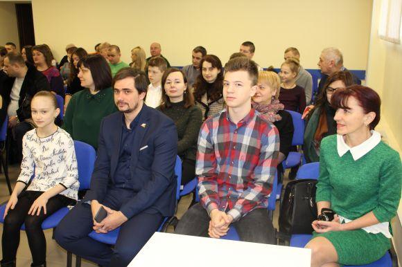 Талановиті хмельничани отримуватимуть персональні стипендії міської ради, фото №1 на сайті vsim.ua