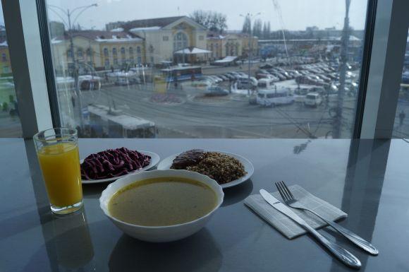Новини Вінниці - фото з Поряд із залізничним вокзалом відкрили їдальню із "студенськими" цінами (Новини компаній) Поряд із залізничним вокзалом відкрили їдальню із "студенськими" цінами (Новини компаній), фото №4 на сайті 20minut.ua