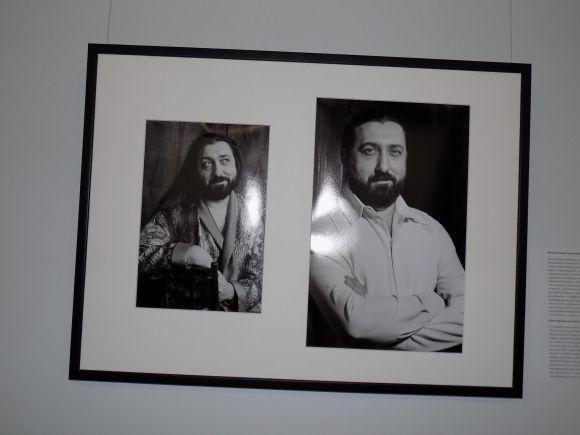 Новини Хмельницького - фото з Чоловіки у білих сорочках і жіночих халатах. Унікальні світлини з виставки Чоловіки у білих сорочках і жіночих халатах. Унікальні світлини з виставки, фото №10 на сайті vsim.ua