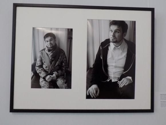 Новини Хмельницького - фото з Чоловіки у білих сорочках і жіночих халатах. Унікальні світлини з виставки Чоловіки у білих сорочках і жіночих халатах. Унікальні світлини з виставки, фото №8 на сайті vsim.ua