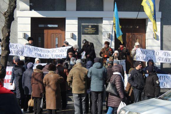 Активісти та АТОвці вимагають позачергову сесію облради, фото №5 на сайті 20minut.ua