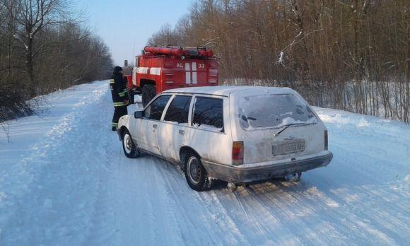 Новини Вінниці - фото з Швидка , «Prado», три автобуси… 12 пожежних машин звільняли вінничан з заметів Швидка , «Prado», три автобуси… 12 пожежних машин звільняли вінничан з заметів, фото №1 на сайті 20minut.ua