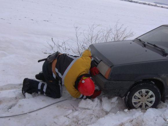 Новини Хмельницького - фото з Автобус, вантажівки та легковики: понад 40 автівок потрапили у снігову пастку на Чемеровеччині Автобус, вантажівки та легковики: понад 40 автівок потрапили у снігову пастку на Чемеровеччині, фото №3 на сайті vsim.ua