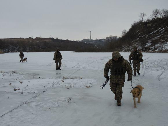 Військовослужбоці та рятувальники Кам’янця ліквідовували наслідки умовної повені, фото №3 на сайті 20minut.ua