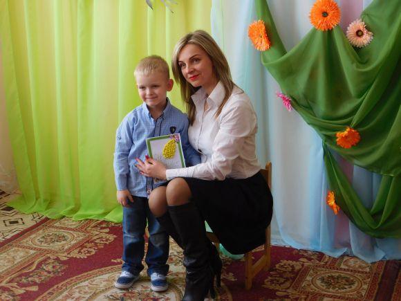 Новини Хмельницького - фото з Як малеча мам вітала. Фоторепортаж із дитячого садочка Як малеча мам вітала. Фоторепортаж із дитячого садочка, фото №13 на сайті vsim.ua