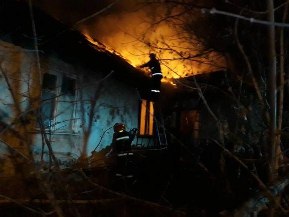 Новини Хмельницького - фото з Через необережність: пожежа серйозно пошкодила будівлю у Кам'янці-Подільському Через необережність: пожежа серйозно пошкодила будівлю у Кам'янці-Подільському, фото №1 на сайті vsim.ua