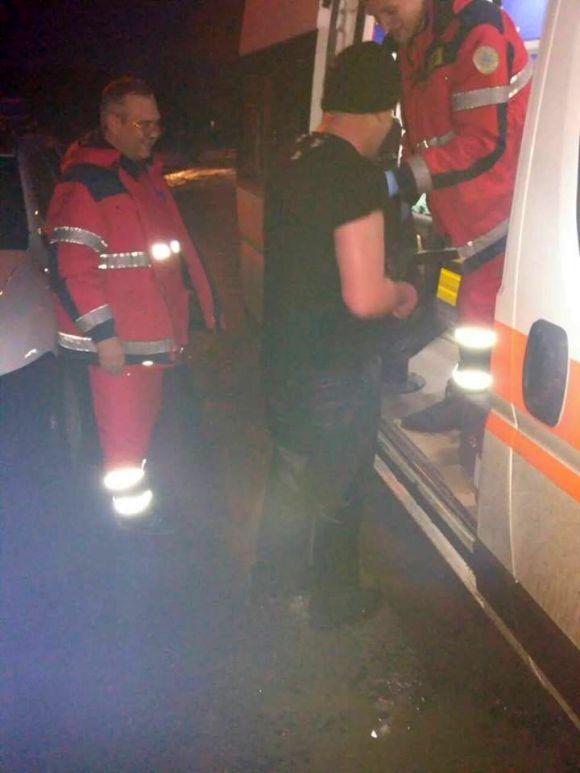 Тріснув лід: рятувальники діставали з-під криги 36-річного вінничанина, фото №1 на сайті 20minut.ua