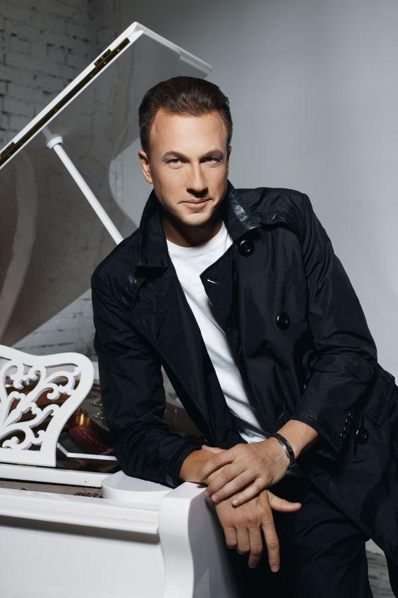 Новини Вінниці - фото з «Впереди – музыкальная матрица!» Максим Шоренков рассказал, что ждет современную музыку и какими сюрпризами порадует Винницу «Впереди – музыкальная матрица!» Максим Шоренков рассказал, что ждет современную музыку и какими сюрпризами порадует Винницу, фото №4 на сайті 20minut.ua