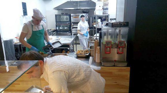 Перевіряємо хмельницькі їдальні: як годують в кафе "Булка" на Соборній, фото №2 на сайті vsim.ua