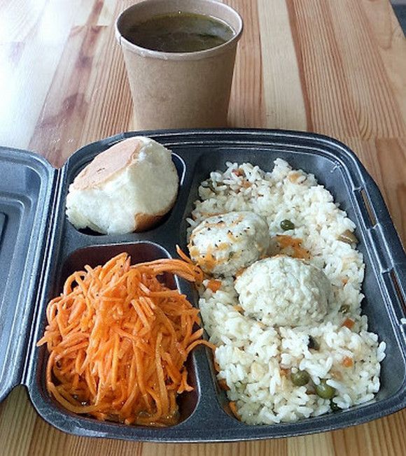 Перевіряємо хмельницькі їдальні: як годують в кафе "Булка" на Соборній, фото №4 на сайті vsim.ua