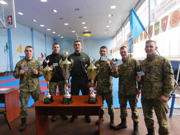 Новини Хмельницького - фото з Як билися прикордонники. У Хмельницькому стартував чемпіонат з рукопашного бою C:\Users\Користувач\Desktop\DSCN7629.JPG