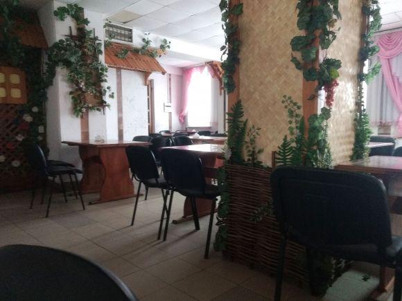 Новини Хмельницького - фото з Перевіряємо хмельницькі їдальні. Яке меню у працівників "Хмельницькзалізобетону" Перевіряємо хмельницькі їдальні. Яке меню у працівників "Хмельницькзалізобетону", фото №2 на сайті vsim.ua