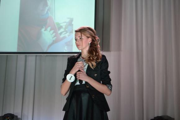 Новини Хмельницького - фото з Найкрасивіша школярка Хмельницького зізналась, що її цькували однокласники Найкрасивіша школярка Хмельницького зізналась, що її цькували однокласники, фото №22 на сайті vsim.ua