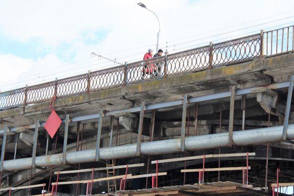 Київський міст планують перекривати. Коли закінчать ремонт?, фото №2 на сайті 20minut.ua