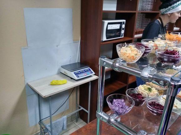 Новини Вінниці - фото з Рейд по їдальням: Як годують у «Просторі їжі» на Супутнику Рейд по їдальням: Як годують у «Просторі їжі» на Супутнику, фото №6 на сайті 20minut.ua