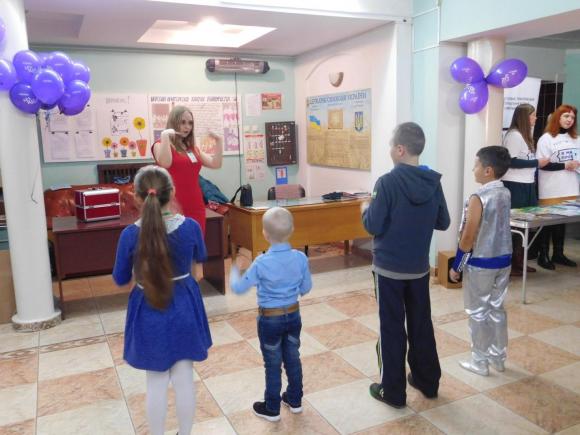 Новини Хмельницького - фото з "Мамам у декреті бракує простого спілкування": про що говорили на фестивалі батьківства у Хмельницькому G:\DCIM\109NIKON\DSCN7715.JPG