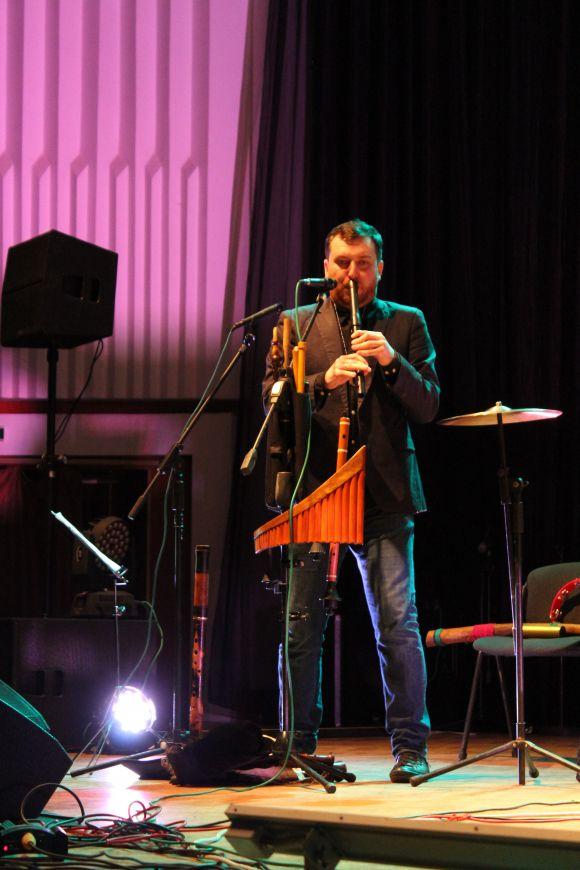 Новини Вінниці - фото з Музика, яку бачиш: хор ввів “Плеяду” у транс, а дует людей-оркестрів двічі кликали на біс Музика, яку бачиш: хор ввів “Плеяду” у транс, а дует людей-оркестрів двічі кликали на біс, фото №5 на сайті 20minut.ua