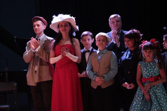 Новини Вінниці - фото з У "Плеяді" сучасна музика вводила в транс та примушувала глядачів вигукувати “На біс!” У "Плеяді" сучасна музика вводила в транс та примушувала глядачів вигукувати “На біс!”, фото №9 на сайті 20minut.ua