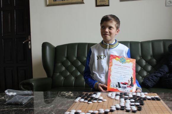 У Тернополі школярі грають гру китайських імператорів, фото №1 на сайті 20minut.ua