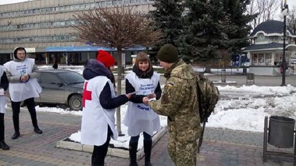 У Кам’янці студенти провели акцію до Всесвітнього дня боротьби з туберкульозом, фото №2 на сайті 20minut.ua