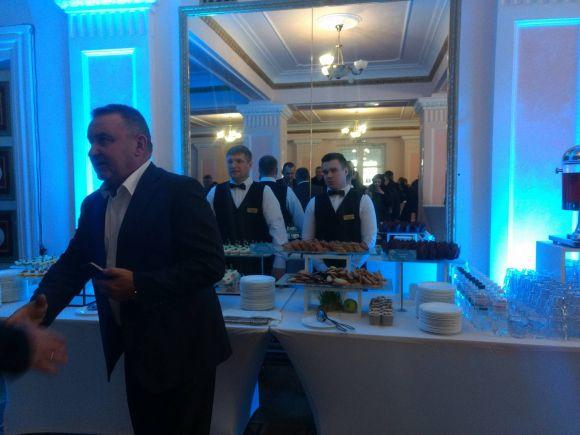 Новини Хмельницького - фото з Київські аграрії ганяли хмельничан з безкоштовної парковки біля філармонії (ВІДЕО) Київські аграрії ганяли хмельничан з безкоштовної парковки біля філармонії (ВІДЕО), фото №5 на сайті vsim.ua