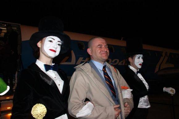 Цієї ночі в аеропорту «Вінниця» зустріли перших пасажирів з Борисполя, фото №1 на сайті 20minut.ua