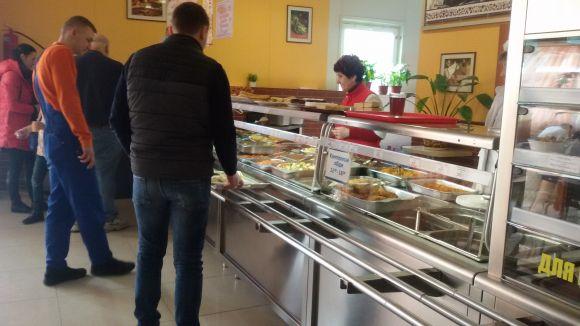 Новини Хмельницького - фото з Перевіряємо хмельницькі їдальні: що можна з'їсти в кафе Перевіряємо хмельницькі їдальні: що можна з'їсти в кафе