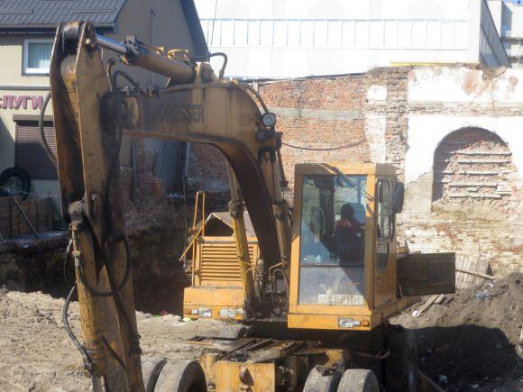 “Знайдемо цінне - роботи призупинимо”, - історик про будівництво на Соборній, фото №6 на сайті vsim.ua