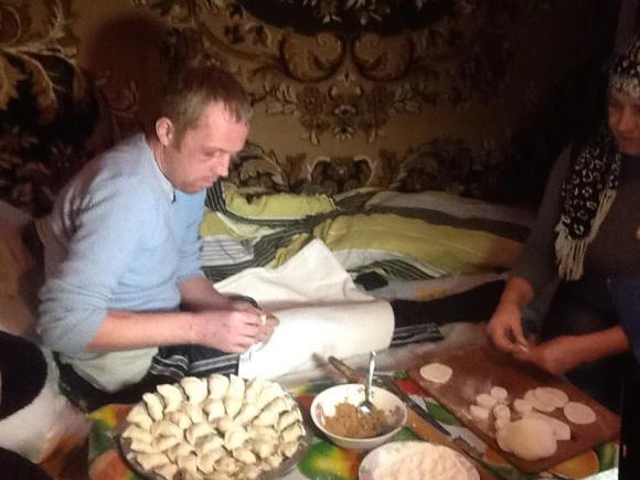 Скалічений війною боєць… ліпить вареники для побратимів, фото №5 на сайті 20minut.ua