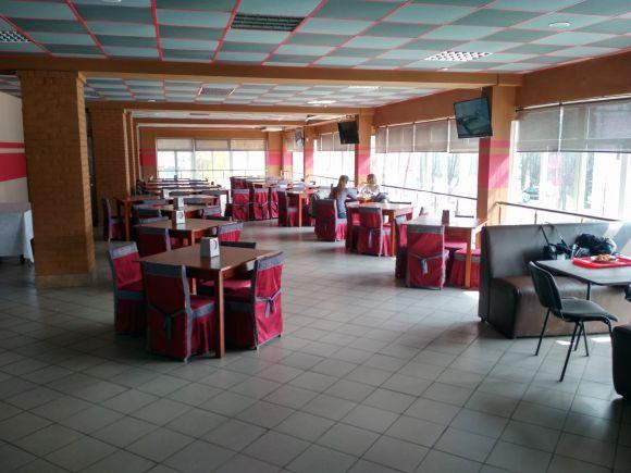 Новини Вінниці - фото з Рейд по їдальнях: Як годують студентів вінницького медуніверситету Рейд по їдальнях: Як годують студентів вінницького медуніверситету, фото №3 на сайті 20minut.ua