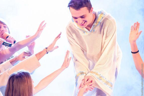 У першу ніч на OPERAFEST TULCHYN-2018 глядачі побачать скандальну рок-оперу «Ісус Христос — Суперзірка», фото №8 на сайті 20minut.ua