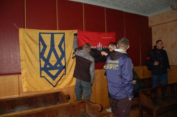 Новини Тернополя - фото з «Вбили чоловіка – і пробачити?» - вдова Віталія Ващенка вимагає довічного ув’язнення  убивцям чоловіка «Вбили чоловіка – і пробачити?» - вдова Віталія Ващенка вимагає довічного ув’язнення  убивцям чоловіка, фото №2 на сайті 20minut.ua