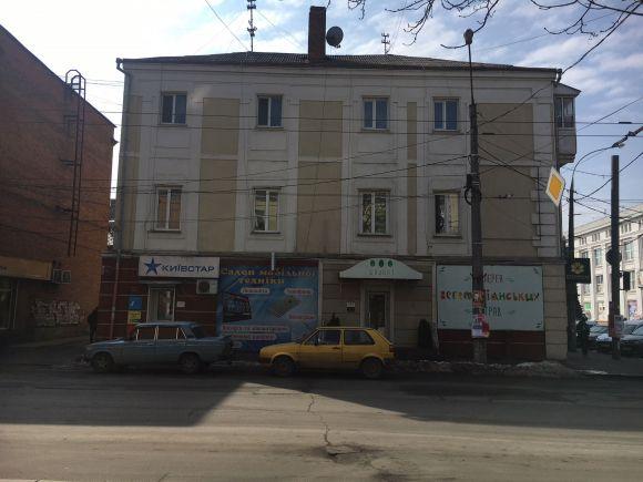 Новини Хмельницького - фото з Хмельницькі чиновники назвали будинки, спотворені вивісками Хмельницькі чиновники назвали будинки, спотворені вивісками, фото №8 на сайті vsim.ua