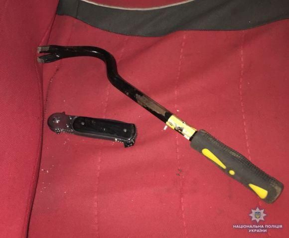 Новини Вінниці - фото з Озброєного грабіжника на «Волзі» переслідували 10 кілометрів. Утікач відкривав вогонь Озброєного грабіжника на «Волзі» переслідували 10 кілометрів. Утікач відкривав вогонь, фото №2 на сайті 20minut.ua