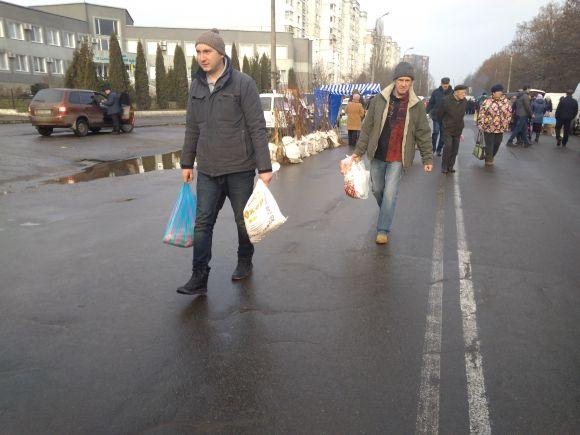Новини Хмельницького - фото з Ранковий ярмарок на Прибузькій: що купували хмельничани Ранковий ярмарок на Прибузькій: що купували хмельничани, фото №12 на сайті vsim.ua