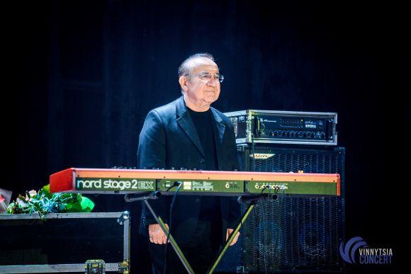 Новини Вінниці - фото з Вахтангу Кикабидзе скоро 80, «Мимино» - уже 40. О чем сейчас мечтает легендарный грузин? Вахтангу Кикабидзе скоро 80, «Мимино» - уже 40. О чем сейчас мечтает легендарный грузин?, фото №27 на сайті 20minut.ua