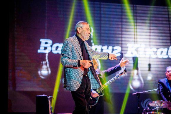 Новини Вінниці - фото з Вахтангу Кикабидзе скоро 80, «Мимино» - уже 40. О чем сейчас мечтает легендарный грузин? Вахтангу Кикабидзе скоро 80, «Мимино» - уже 40. О чем сейчас мечтает легендарный грузин?, фото №28 на сайті 20minut.ua