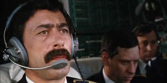 Новини Вінниці - фото з Вахтангу Кикабидзе скоро 80, «Мимино» - уже 40. О чем сейчас мечтает легендарный грузин? Вахтангу Кикабидзе скоро 80, «Мимино» - уже 40. О чем сейчас мечтает легендарный грузин?, фото №4 на сайті 20minut.ua