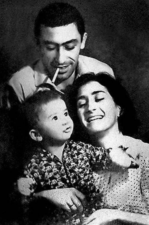 Новини Вінниці - фото з Вахтангу Кикабидзе скоро 80, «Мимино» - уже 40. О чем сейчас мечтает легендарный грузин? Вахтангу Кикабидзе скоро 80, «Мимино» - уже 40. О чем сейчас мечтает легендарный грузин?, фото №7 на сайті 20minut.ua