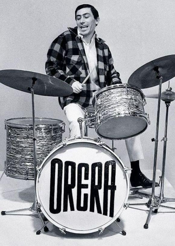 Новини Вінниці - фото з Вахтангу Кикабидзе скоро 80, «Мимино» - уже 40. О чем сейчас мечтает легендарный грузин? Вахтангу Кикабидзе скоро 80, «Мимино» - уже 40. О чем сейчас мечтает легендарный грузин?, фото №3 на сайті 20minut.ua