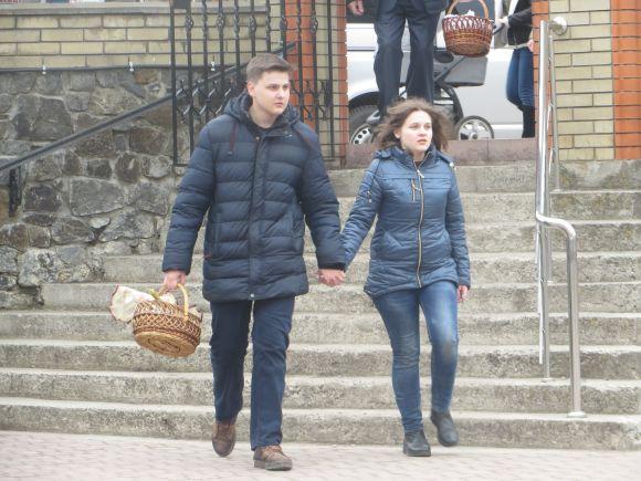 В костелі на Виставці римо-католики посвятили великодні кошики (ФОТО), фото №1 на сайті vsim.ua