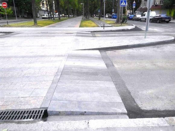 Високі «зебри» та еко-парковки: вдалі та провальні експерименти у Вінниці, фото №1 на сайті 20minut.ua