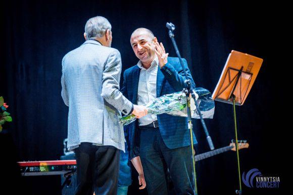 Новини Вінниці - фото з Вахтангу Кикабидзе скоро 80, «Мимино» - уже 40. О чем сейчас мечтает легендарный грузин? Вахтангу Кикабидзе скоро 80, «Мимино» - уже 40. О чем сейчас мечтает легендарный грузин?, фото №11 на сайті 20minut.ua