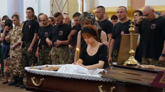 Новини Тернополя - фото з Убивцям Віталія Ващенка разом дали 45 років тюрми та 2 мільйони моральної шкоди Убивцям Віталія Ващенка разом дали 45 років тюрми та 2 мільйони моральної шкоди, фото №2 на сайті 20minut.ua