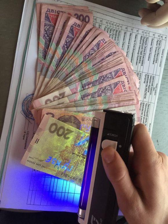 На Кам’янецькій на хабарі затримали керівників обласного управління Держпраці (ОНОВЛЕНО), фото №3 на сайті vsim.ua