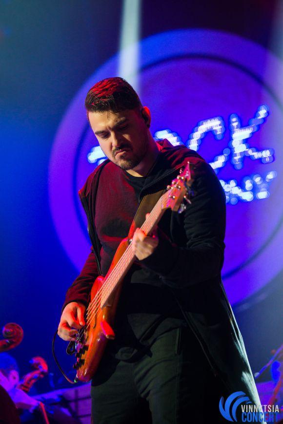 Новини Вінниці - фото з Гітаристи ROCK SYMPHONY розказали про враження від живого виступу Muse і пообіцяли знову вразити Вінницю 5 червня на концерті «ЮРКЕШ» Гітаристи ROCK SYMPHONY розказали про враження від живого виступу Muse і пообіцяли знову вразити Вінницю 5 червня на концерті «ЮРКЕШ», фото №13 на сайті 20minut.ua