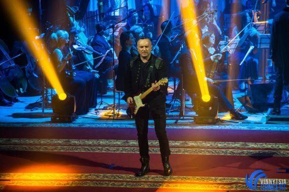 Новини Вінниці - фото з Гітаристи ROCK SYMPHONY розказали про враження від живого виступу Muse і пообіцяли знову вразити Вінницю 5 червня на концерті «ЮРКЕШ» Гітаристи ROCK SYMPHONY розказали про враження від живого виступу Muse і пообіцяли знову вразити Вінницю 5 червня на концерті «ЮРКЕШ», фото №8 на сайті 20minut.ua